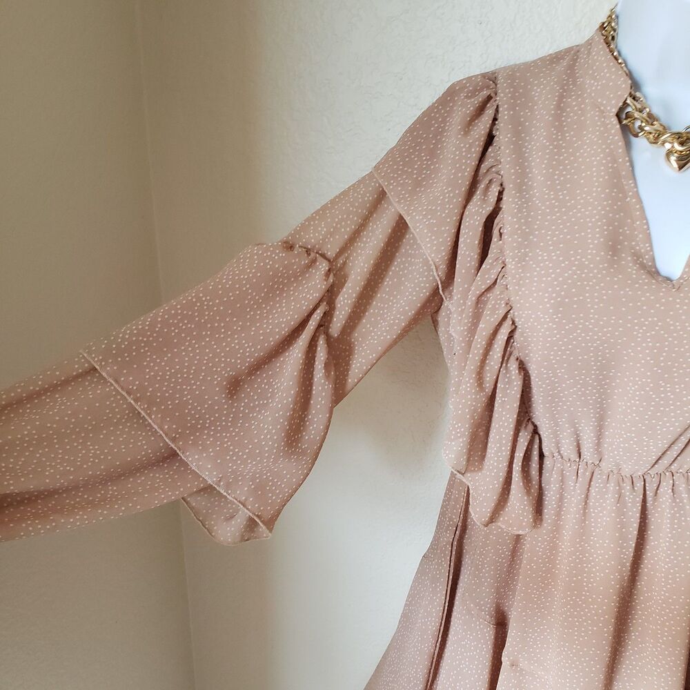 Flowing Ruffle V-Neck Chiffon Dress - Picture 4 of 6
